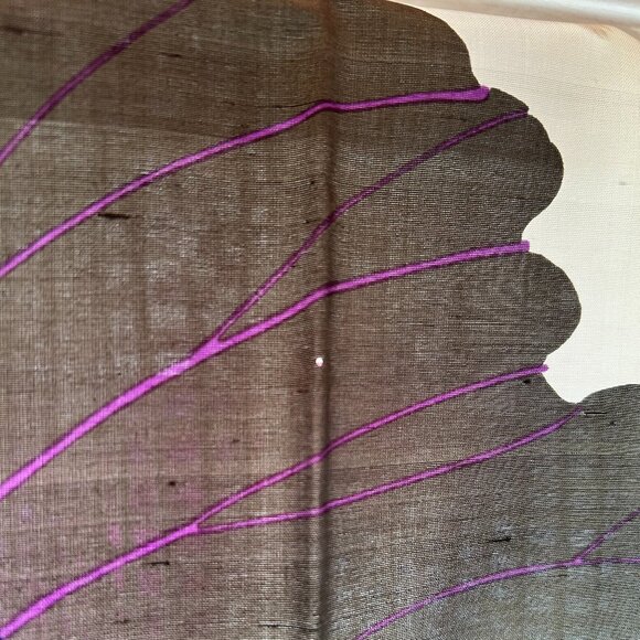 Jim Thompson Fuchsia Lotus Flower 100% Silk Scarf Large Square 35" x 35" - Picture 7 of 7